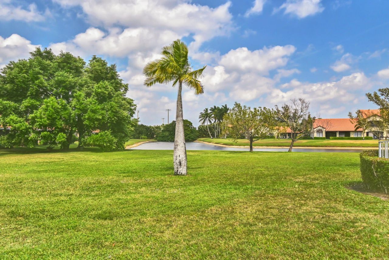 8072 Key West Lane, Boynton Beach, FL 33472 Photo