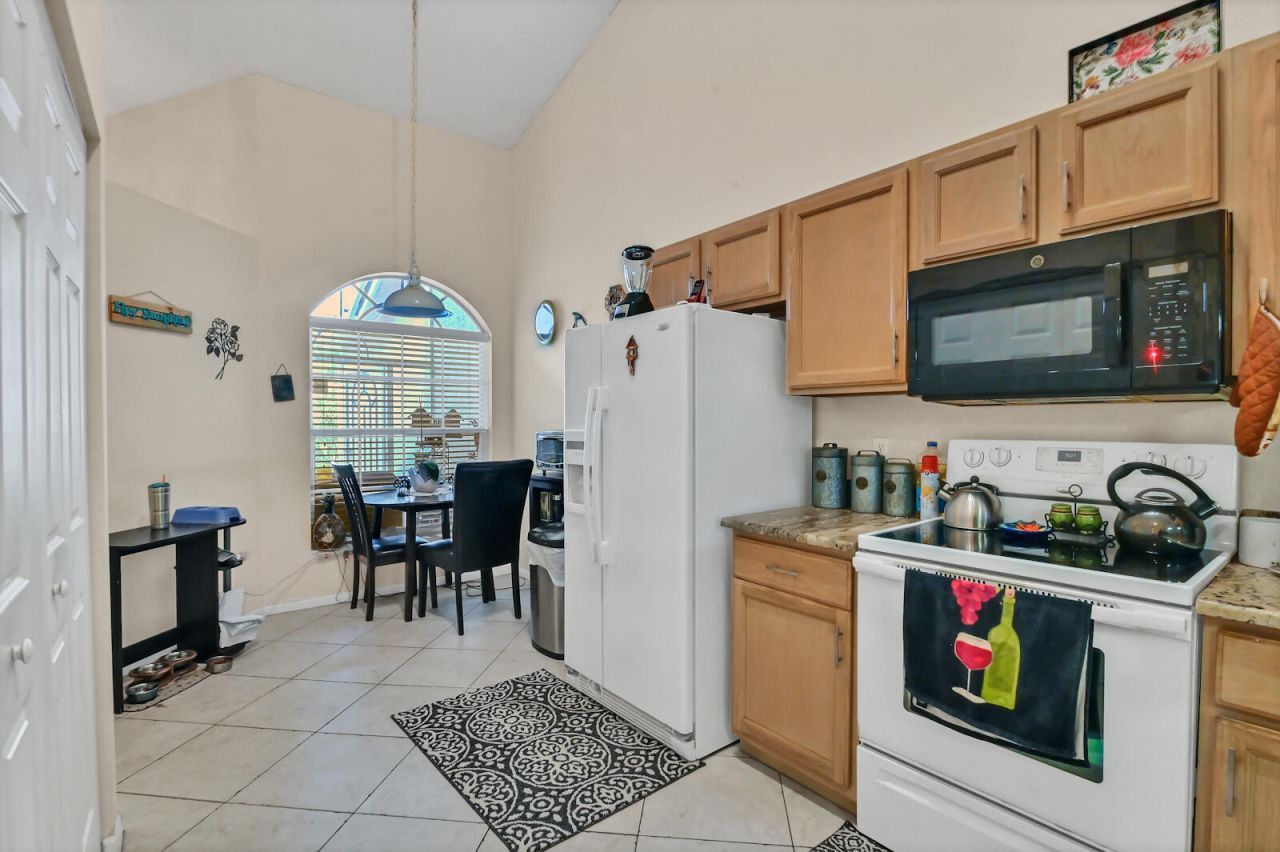 8072 Key West Lane, Boynton Beach, FL 33472 Photo