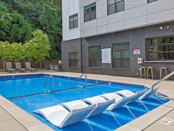 782 Riverfront Parkway, Chattanooga, TN 37402