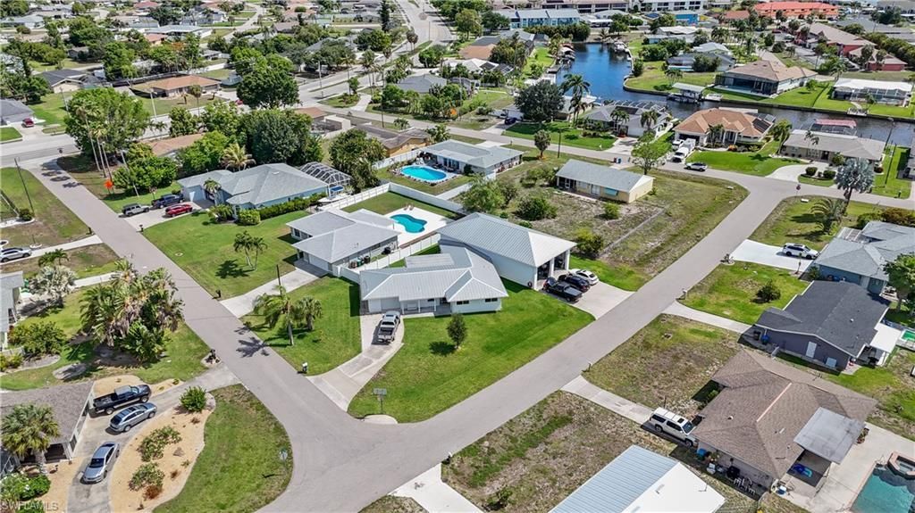 4115 SE 10th Pl , Cape Coral, FL 33904 Photo