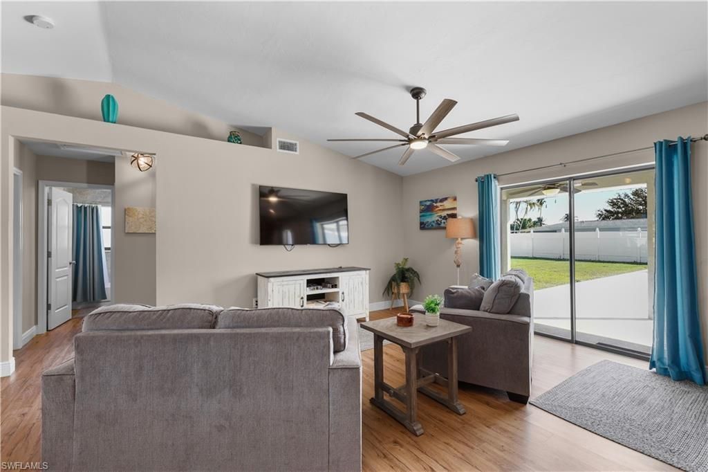 4115 SE 10th Pl , Cape Coral, FL 33904 Photo