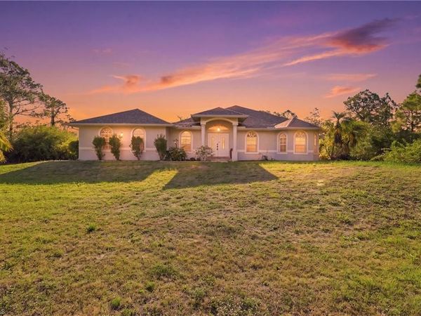 1940 Desoto BLVD N, NAPLES, FL 34120