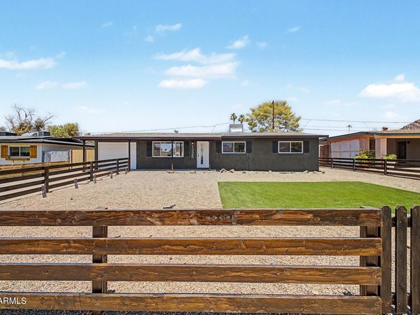 1226 E BUTLER Drive, Phoenix, AZ 85020