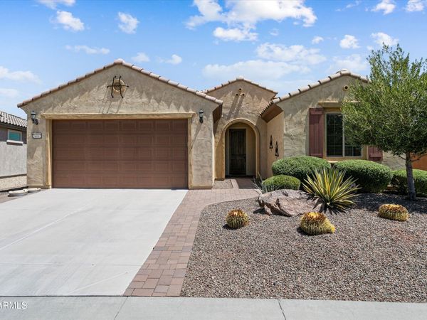 26042 W KRISTAL Way, Buckeye, AZ 85396