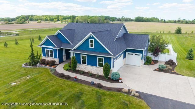 3950 W Howe Road, Dewitt, MI 48820 Main Photo