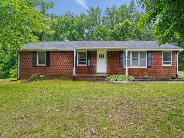 744 Scoutview Rd , Ashland City, TN 37015