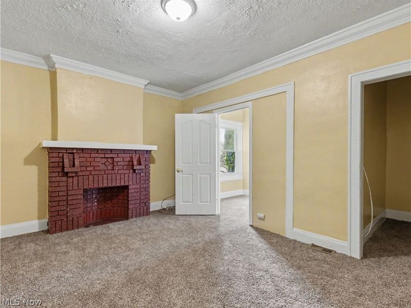975 Parkwood Drive, Cleveland, OH 44108 Photo 18
