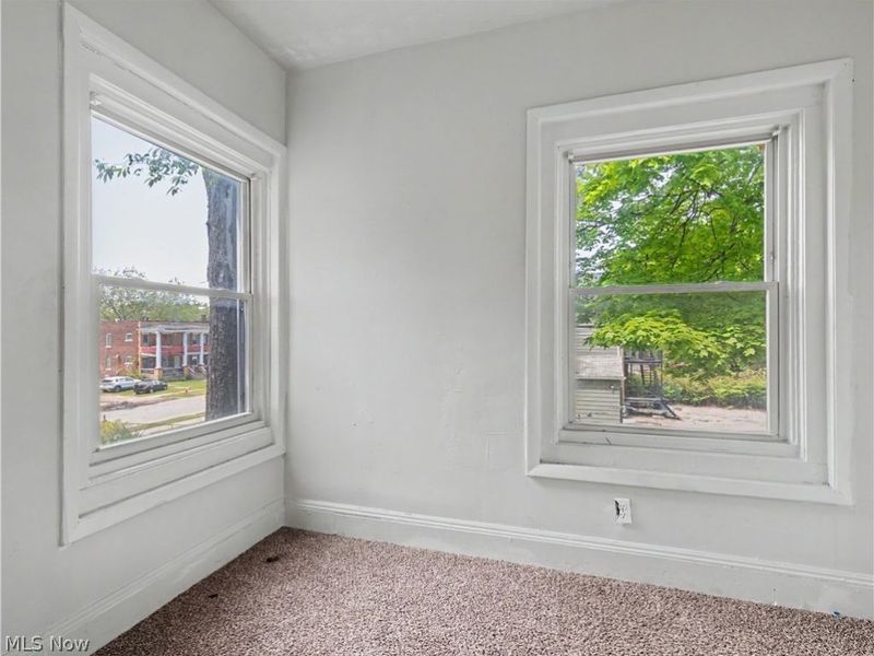 975 Parkwood Drive, Cleveland, OH 44108 Photo 30