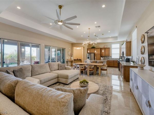 9926 Regency Canyon Way, Las Vegas, NV 89148