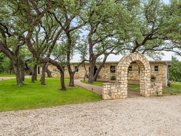 141 Lookout DR, Wimberley, TX 78676