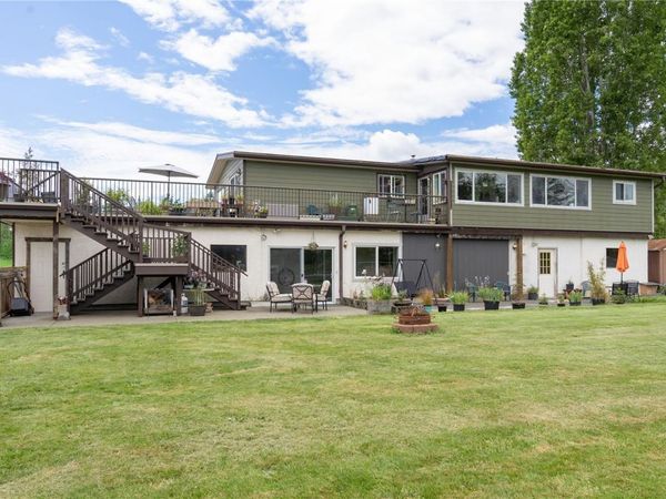 1777 Cecil St , Crofton, BC V0R 1R0