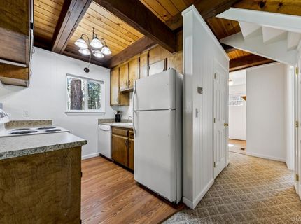 2692 Springwood Drive, South Lake Tahoe, CA 96150 Photo