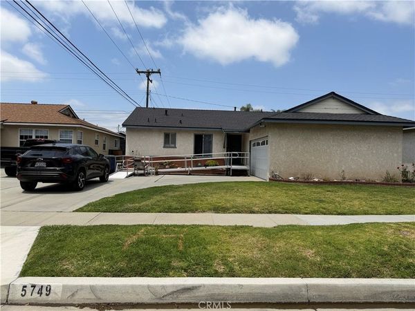 5749 Fanwood, Lakewood, CA 90713