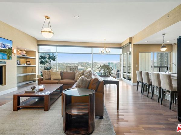 1 W Century Drive, Unit 35D, Los Angeles, CA 90067