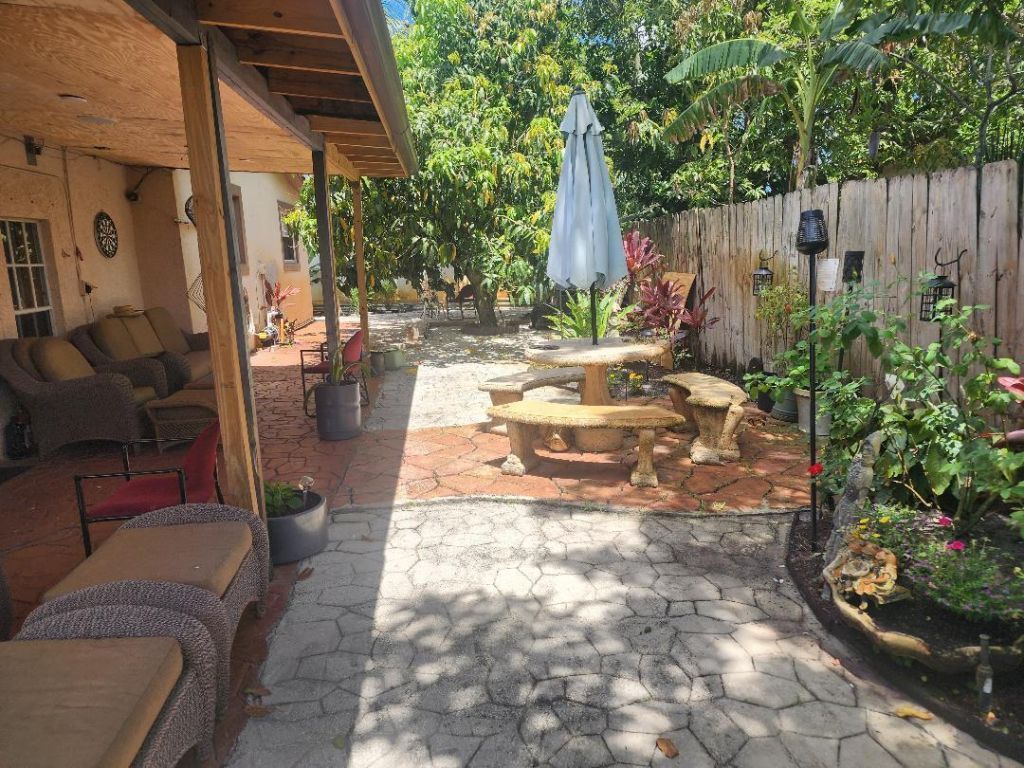 3300 NW 41st Street, Lauderdale Lakes, FL 33309 Photo
