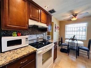 3099 NW 48th Avenue, Unit 253, Lauderdale Lakes, FL 33313 Photo