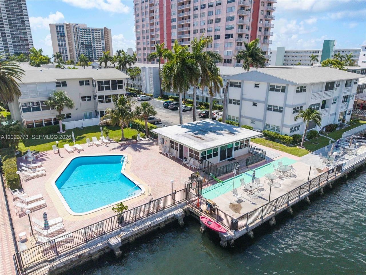 3133 S Ocean Dr , Unit 318, Hallandale Beach, FL 33009 Photo