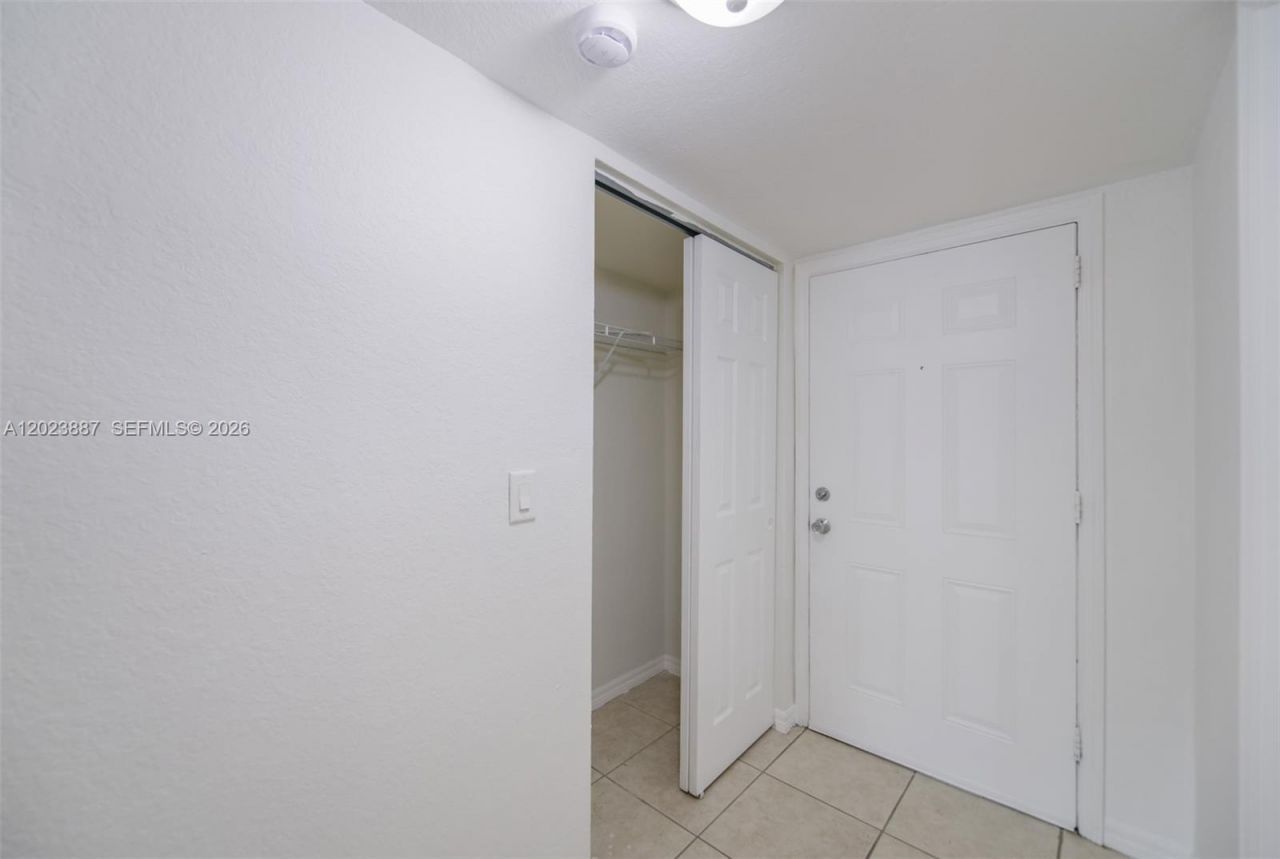 7737 SW 88th St , Unit C312, Miami, FL 33156 Photo