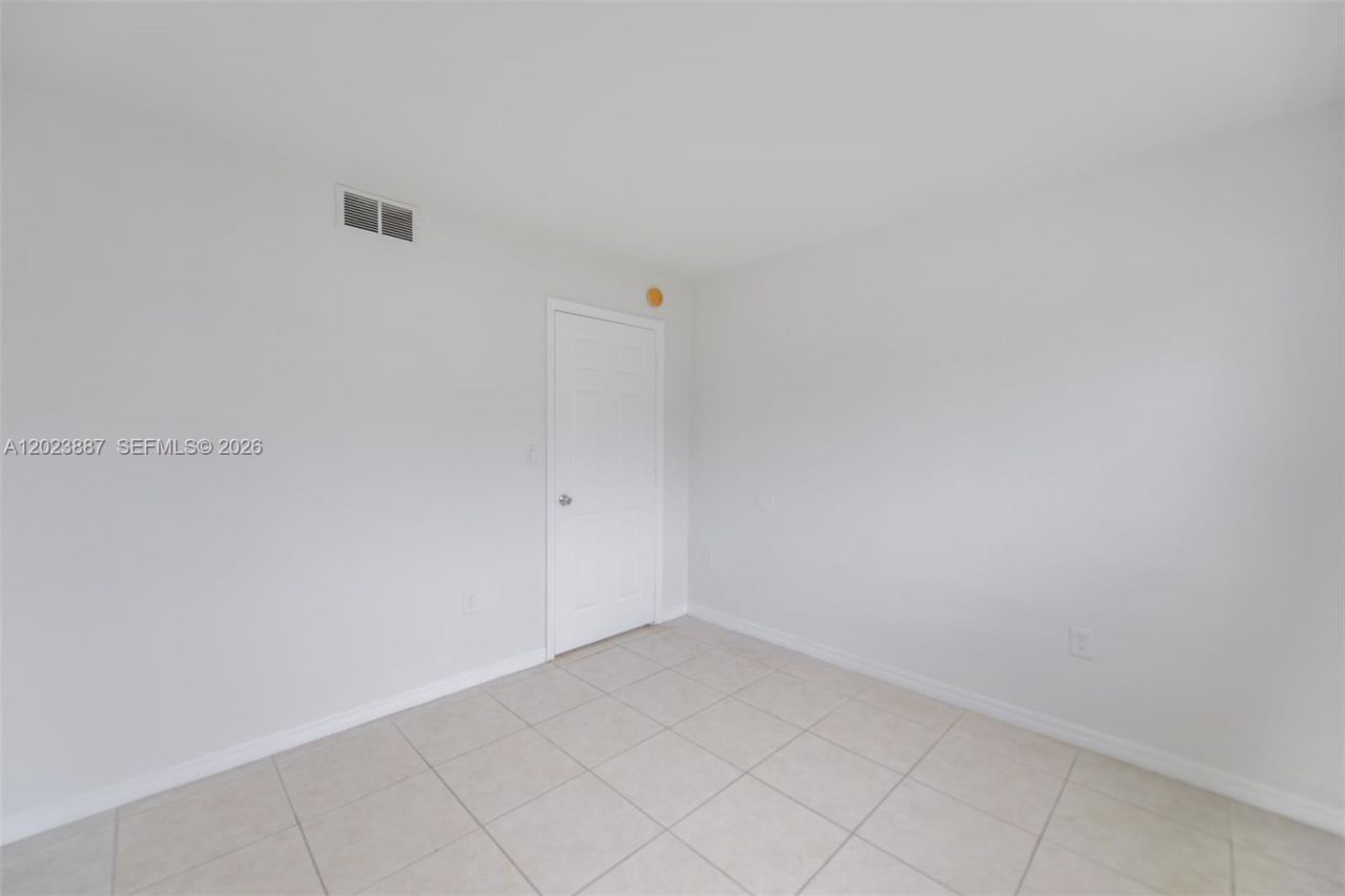 7737 SW 88th St , Unit C312, Miami, FL 33156 Photo