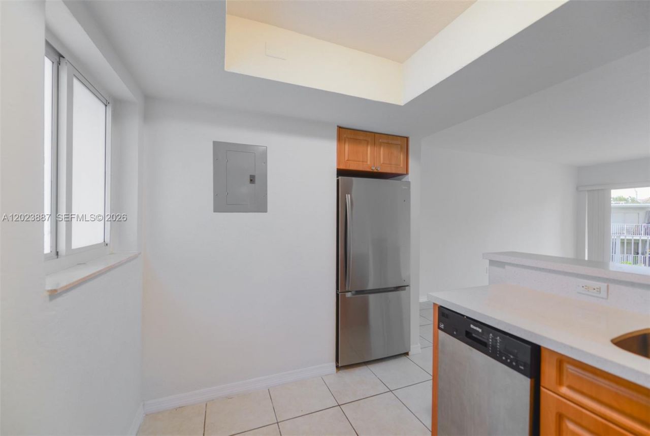 7737 SW 88th St , Unit C312, Miami, FL 33156 Photo