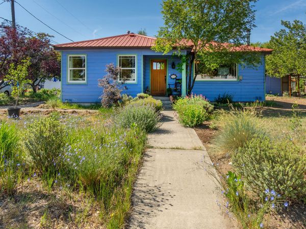 1808 SW Kalama Avenue, Redmond, OR 97756