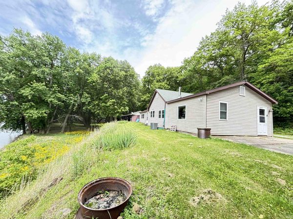 2809 N Towpath Road, Covington, IN 47932