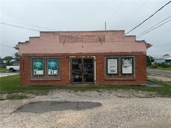 1700 BRIDGE CITY Avenue , Bridge City, LA 70094