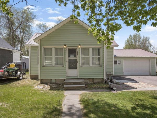326 Arthur Street, American Falls, ID 83211