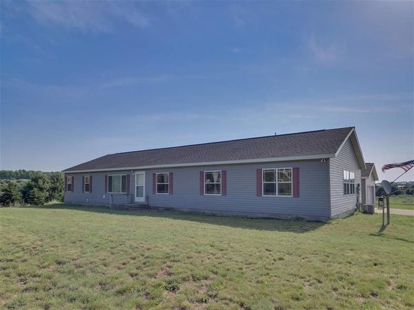 4855 Church Road, Petoskey, MI 49770