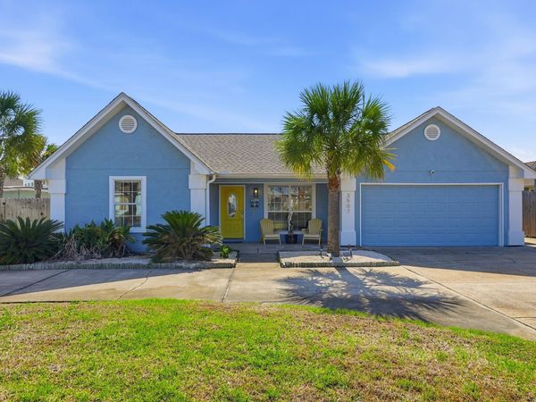 3507 Treasure Circle, Panama City Beach, FL 32408