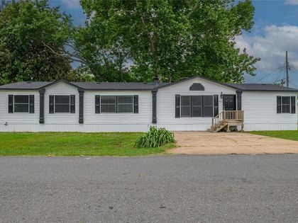 5233 Timothy Trail Bossier City, LA 71111