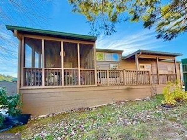 462 River Vista Drive, Dillard, GA 30537