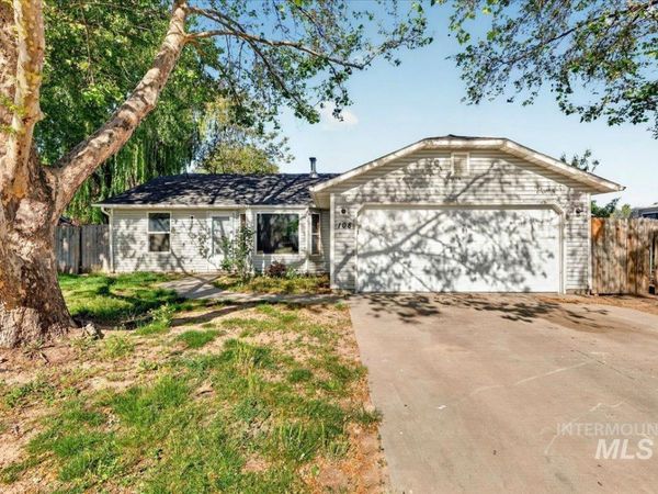108 S Marjorie Ave, Middleton, ID 83644