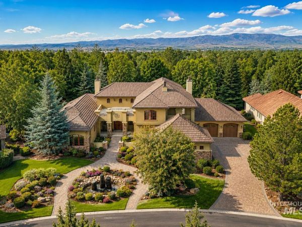 1020 W Shearwater Lane, Eagle, ID 83616