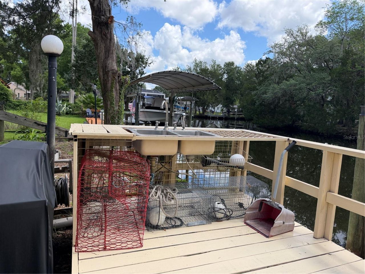 11878 W Riverhaven Drive, Homosassa, FL 34448 Photo