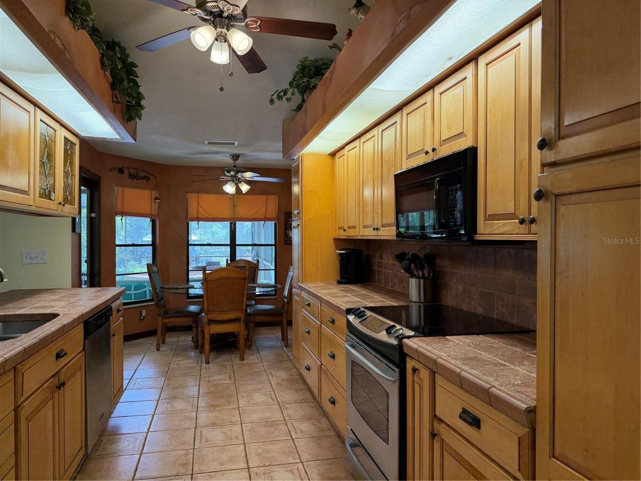 11878 W Riverhaven Drive, Homosassa, FL 34448 Photo