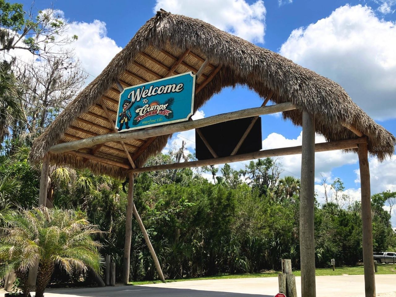 11878 W Riverhaven Drive, Homosassa, FL 34448 Photo