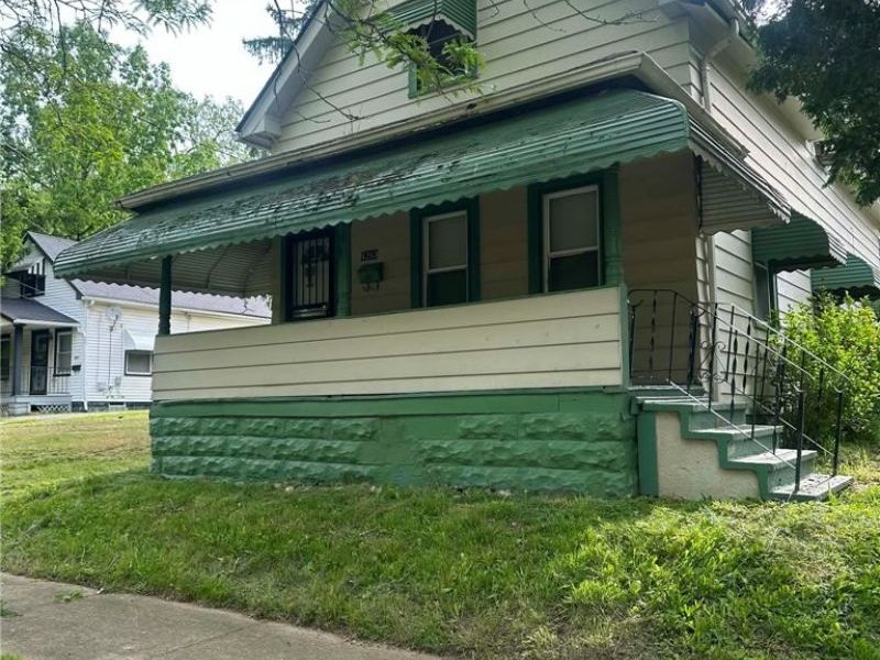 4263 E 163 Street, Cleveland, OH 44128 Photo 1