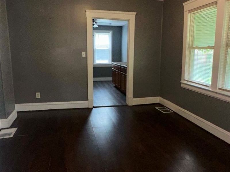4263 E 163 Street, Cleveland, OH 44128 Photo 8