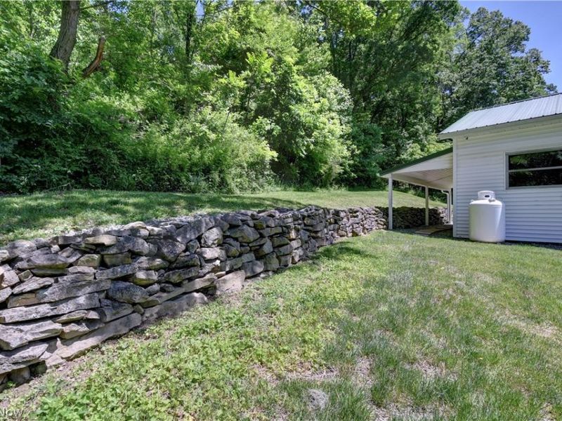 12413 Lick Run RD, Newcomerstown, OH 43832 Photo 2