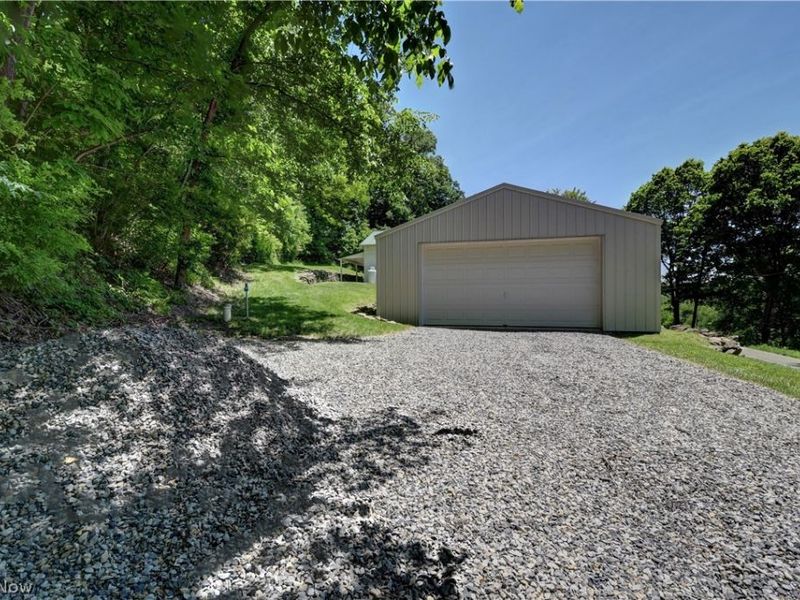12413 Lick Run RD, Newcomerstown, OH 43832 Photo 23