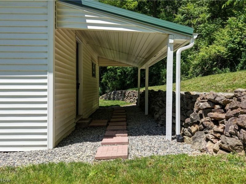 12413 Lick Run RD, Newcomerstown, OH 43832 Photo 31