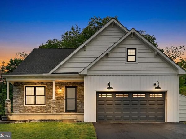 528 DARLINGTON AVE, JONESTOWN, PA 17038
