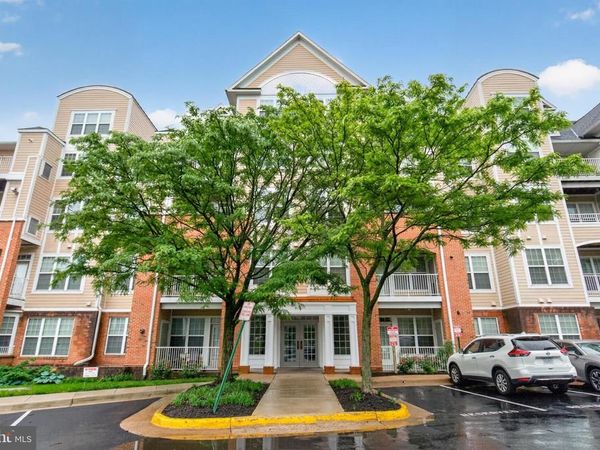 8181 CARNEGIE HALL COURT, Unit 301, VIENNA, VA 22180