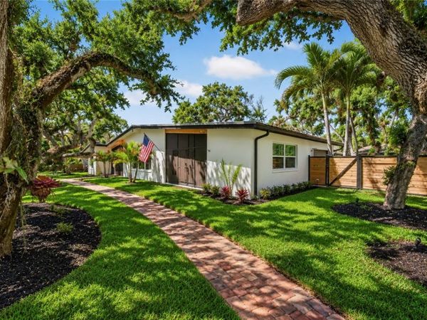 3915 Mockingbird Drive, Vero Beach, FL 32963