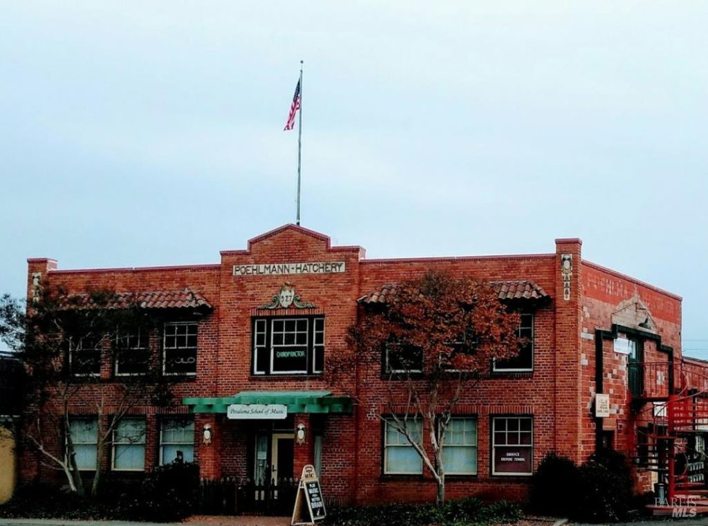 620 Petaluma Boulevard N, Petaluma, CA 94952 Main Photo