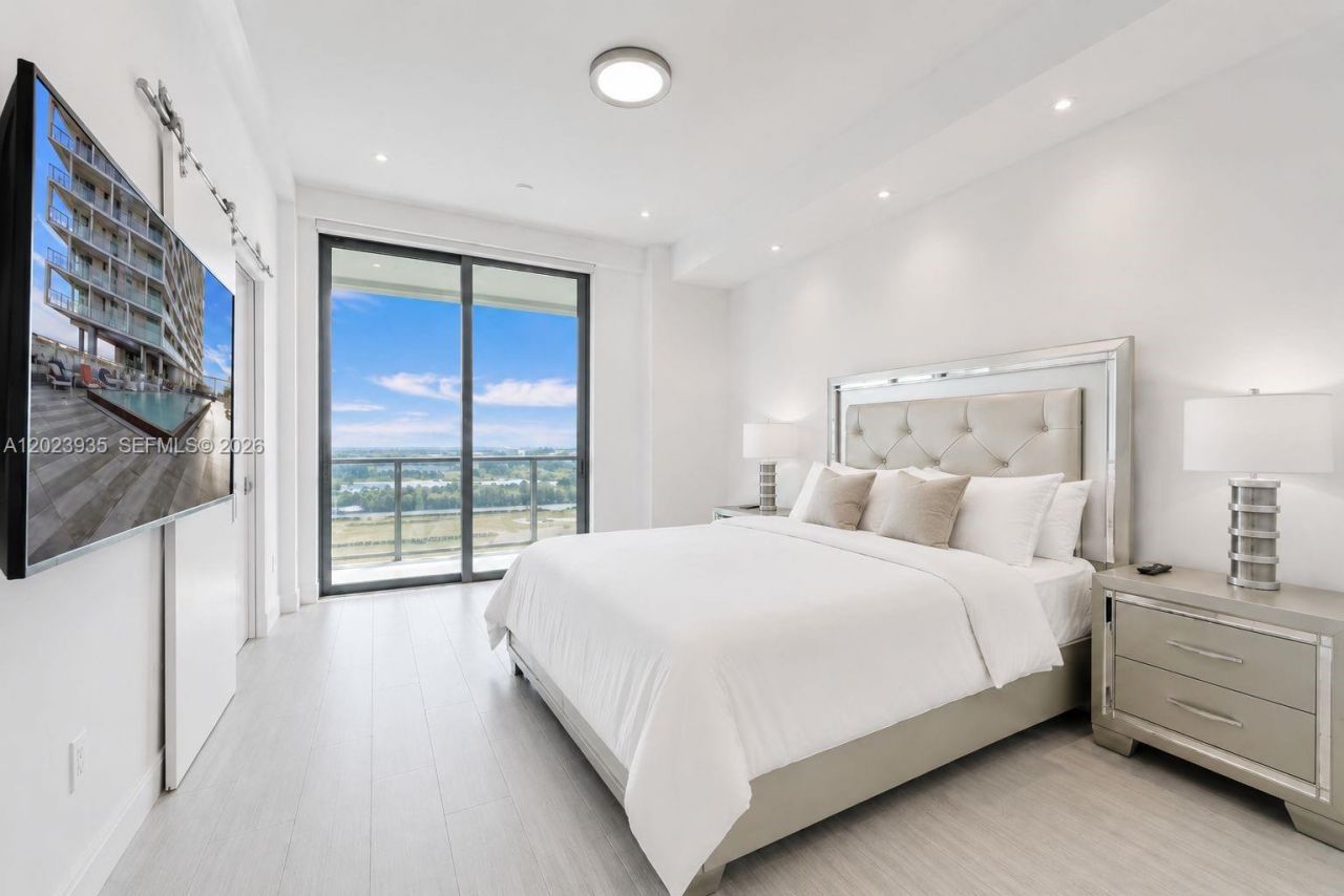 2000 Metropica Way , Unit 1408, Sunrise, FL 33323 Photo