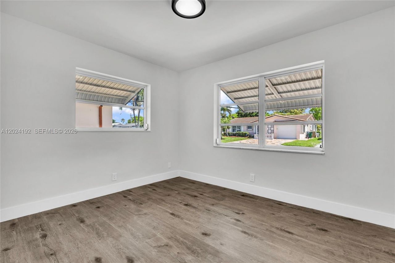 8521 NW 57th Ct , Tamarac, FL 33321 Photo