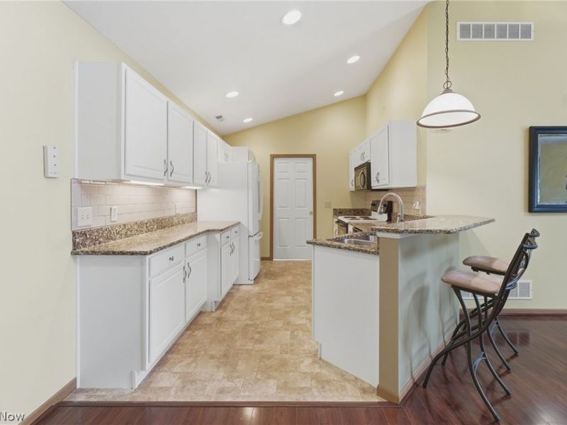 1210 Pebble Chase Circle NE, Massillon, OH 44646 Photo 10
