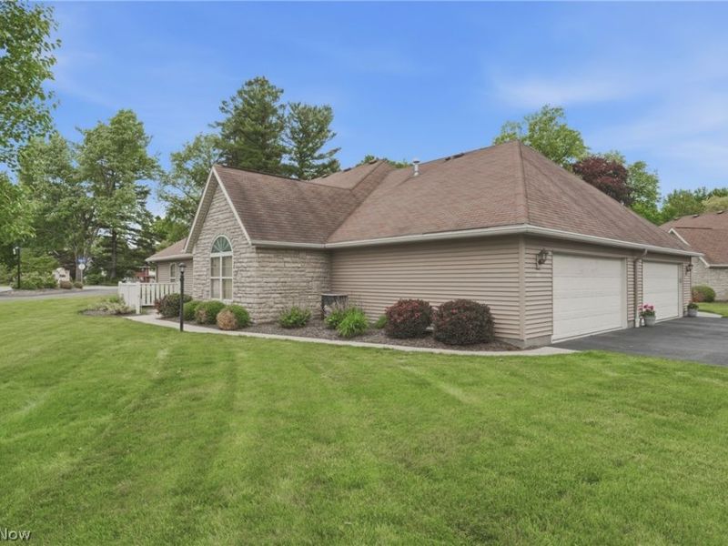 1210 Pebble Chase Circle NE, Massillon, OH 44646 Photo 37